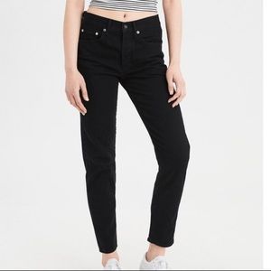 American Eagle Hi-Rise Girlfriend Jeans 12 Short